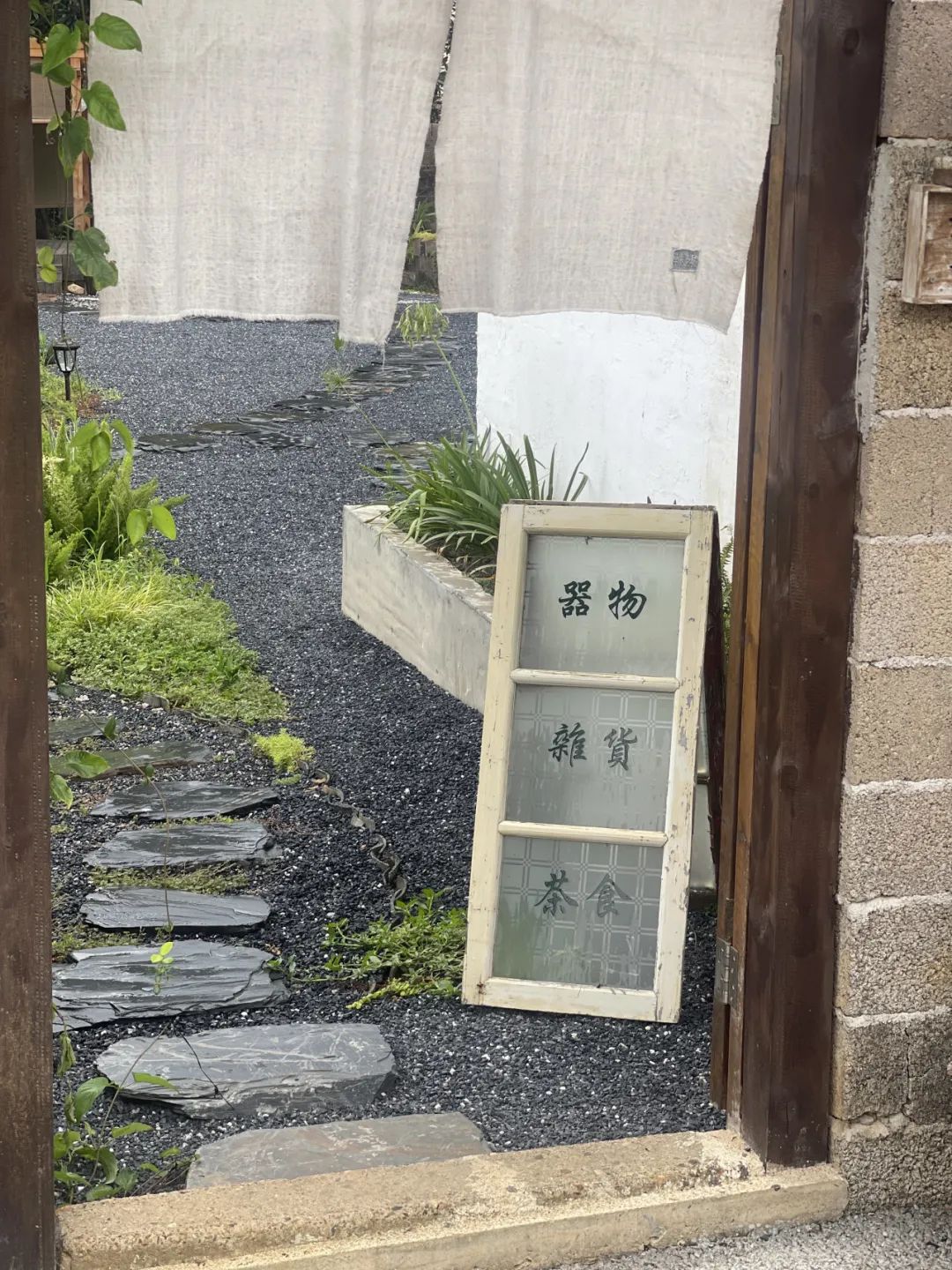 DƬ